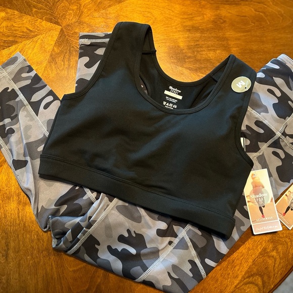 Sports Bra and Leggings Set / Active Wear, NEW - Picture 1 of 6